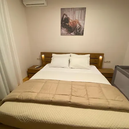 Andry's Living 2 By 8essentially Apartment *